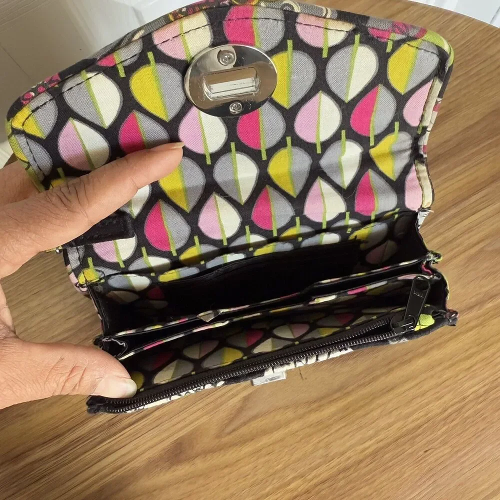Vera Bradley Twist locks Wristlet Wallet Black Multicolor